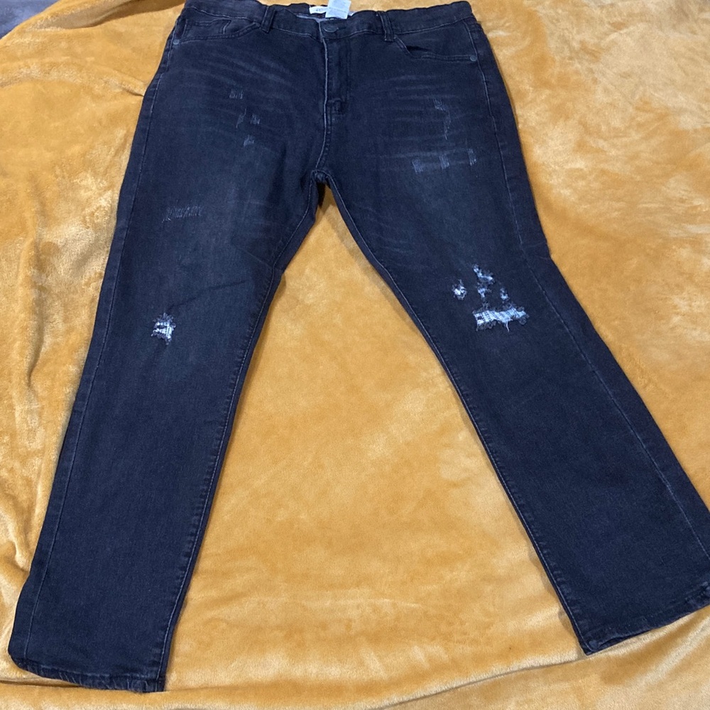 Men's Distressed Black Jeans great condition